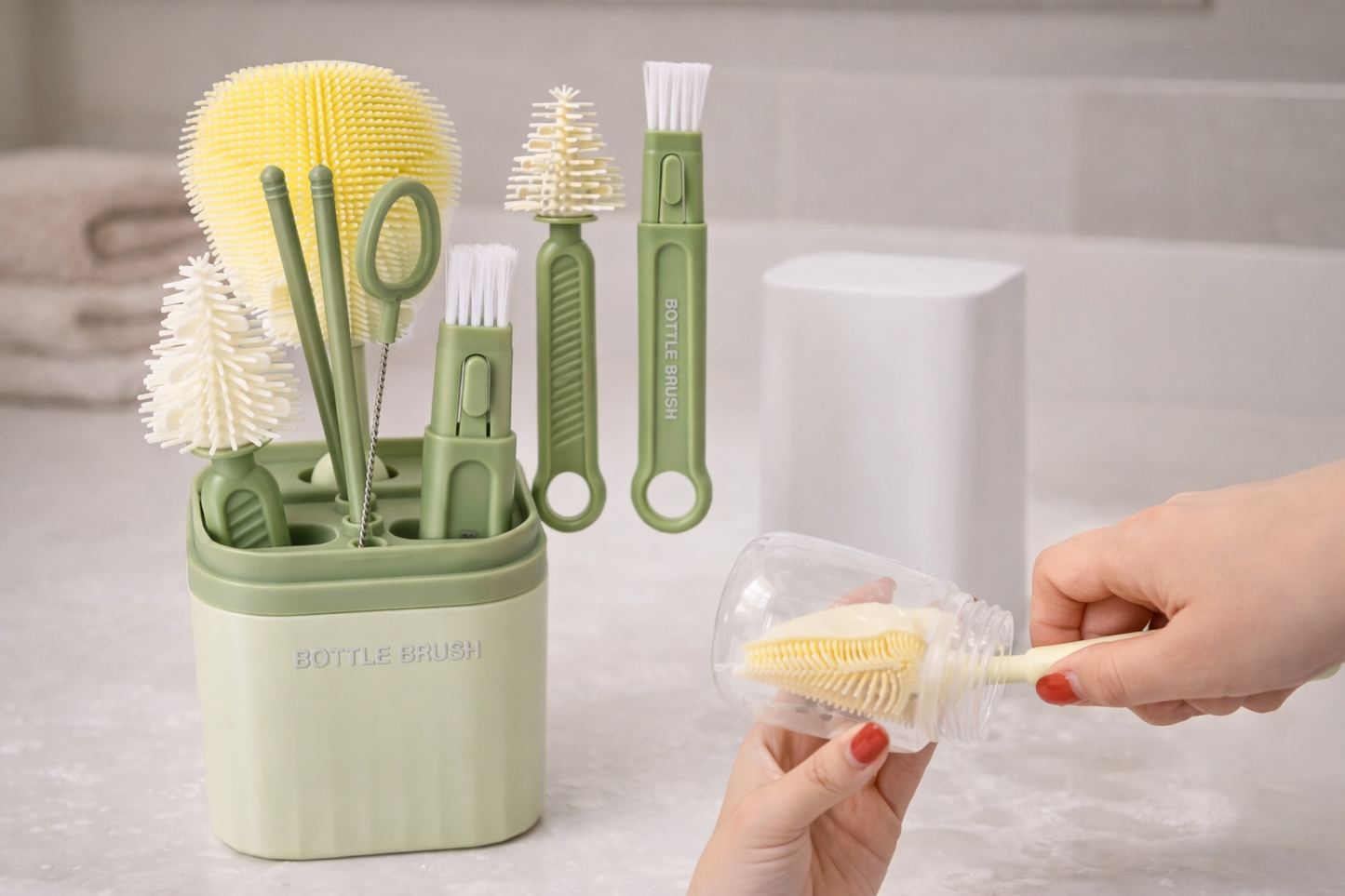 No-Mess Portable Bottle Station